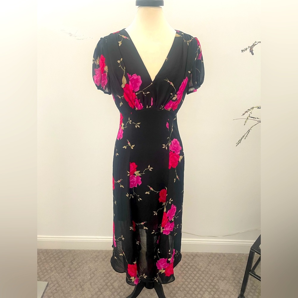 Betsy Johnson floral chiffon midi dress